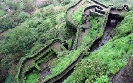 Famous Trekking Point in Mumbai-बारिश के मौसम मे ट्रैकिंग का मजा ही कुछ अलग हैं आए जानते है मुंबई के आसपास के इलाको मे कहा मिलेगा ट्रैकिग का सुकून
